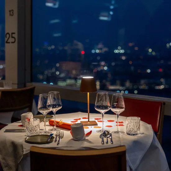 Turm Restaurant: Menü auf 170m