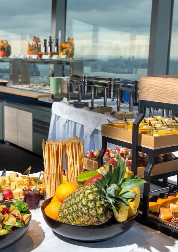 Brunch im Turm Café